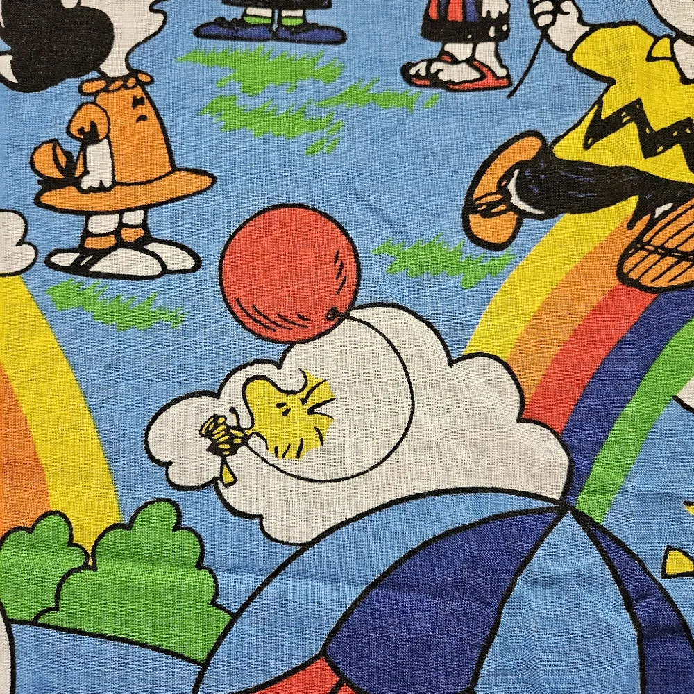 Vintage Colorful Curtains Snoopy Rainbow Hot Air Balloon Window Valance, EUC